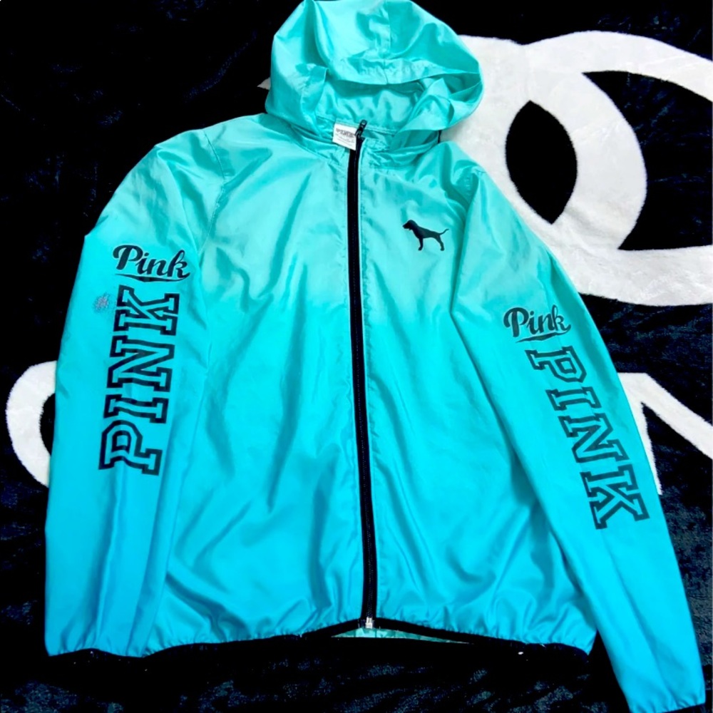 **SOLD**Vs PINK WINDBREAKER